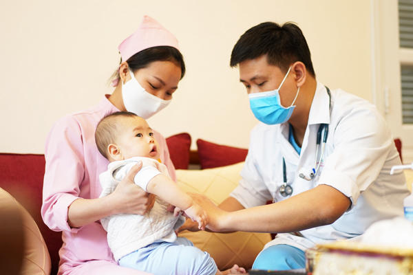 Khám dịch vụ
